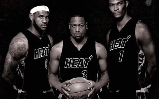 皇马青年军再战欧洲！青年欧冠32强对阵马赛，未来之星即将绽放（皇马小将再征欧战：青年欧冠32强迎战马赛，明日之星蓄势待发）