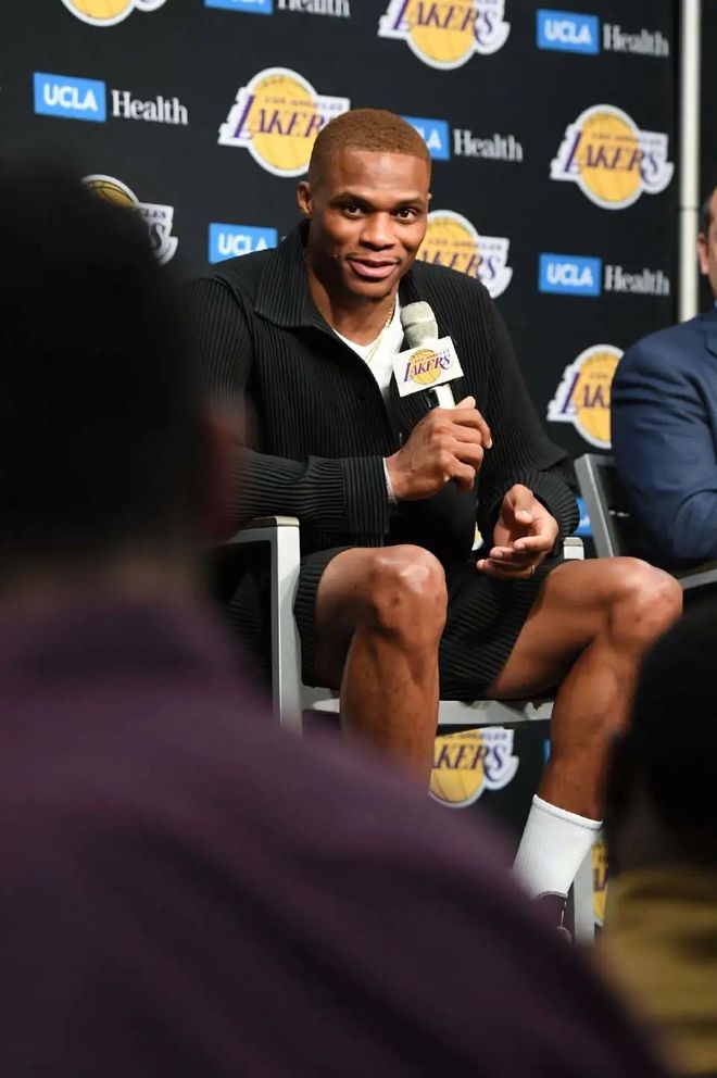 马卡：阿诺德复制了贝林10月的特定计划，进行了迷你季前训练（马卡：阿诺德仿照贝林10月方案，展开迷你季前备战）