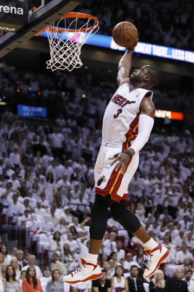 图片报：除了曼联之外，国米也接触阿德耶米经纪人门德斯（德媒图片报：除曼联外，国米也已与阿德耶米经纪人门德斯取得联系）