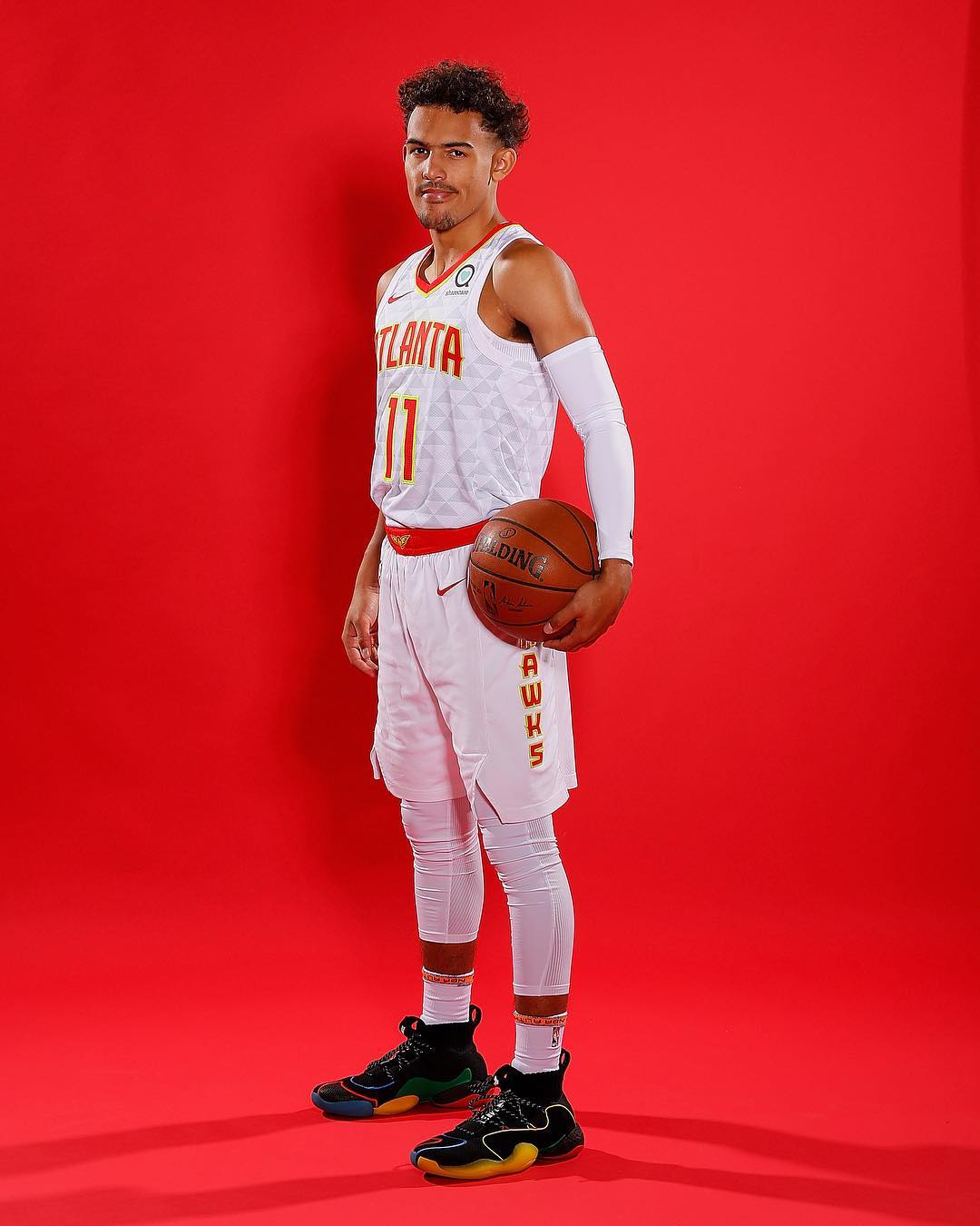 记者：伊萨克已回归纽卡训练，本周他将与俱乐部讨论未来（记者：伊萨克重返纽卡训练，本周将与俱乐部商讨未来规划）