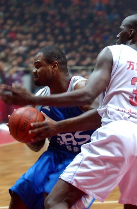 孟加拉国U17四连胜暂列小组第一，末轮对话国少竞争唯一出线名额（孟加拉U17豪取四连胜领跑小组，收官战对阵中国国少争夺唯一晋级席位）