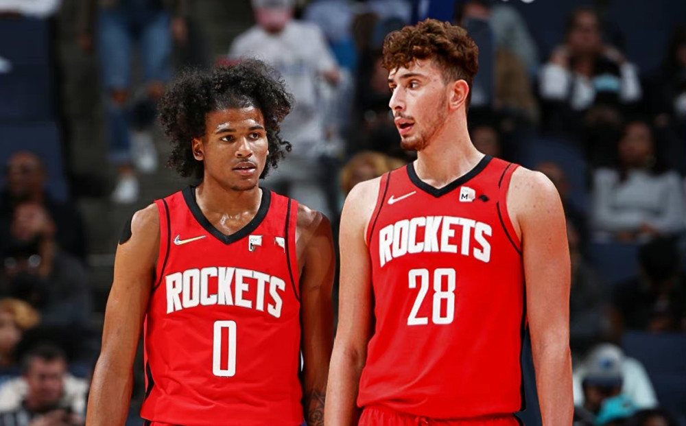 邵佳一告别西海岸球员：一天是你们教练，就永远是（邵佳一深情告别西海岸球员：当过一天你们的教练，便是一辈子）